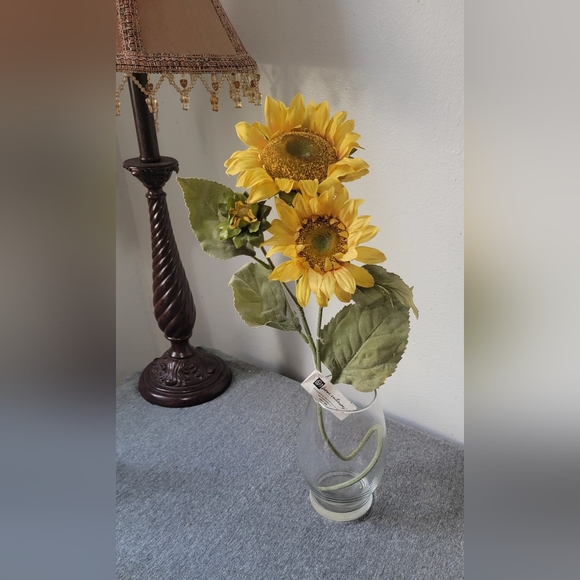 Sunflower Spray - Picture 2 of 7